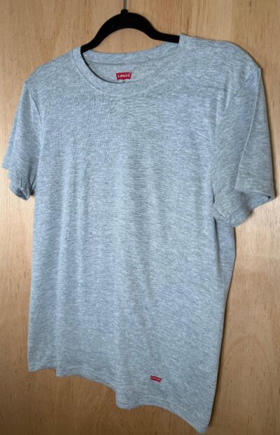 Remera Levis