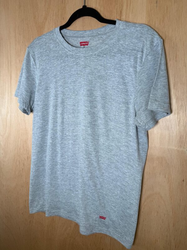 Remera Levis