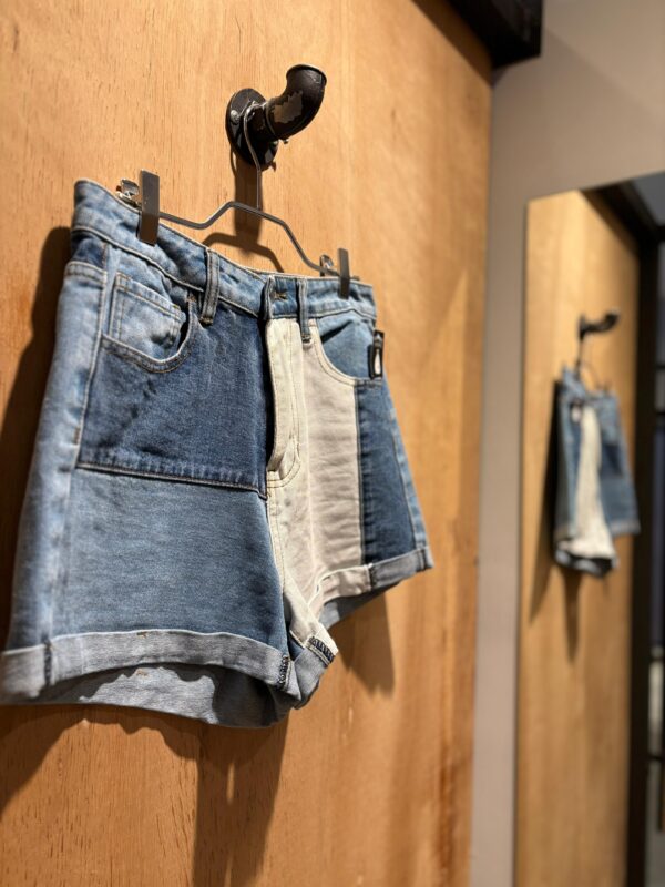 Short Forever 21 - Imagen 2