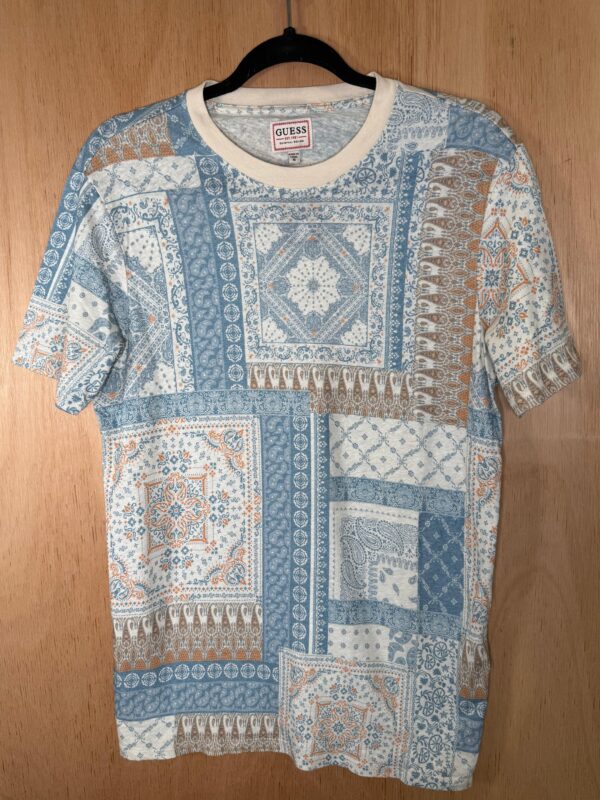Remera Guess