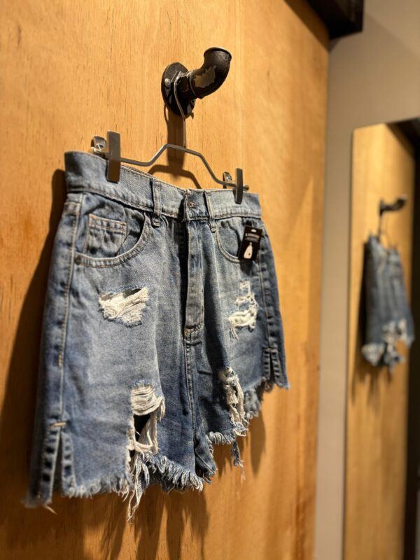 Short 47 Street - Imagen 3