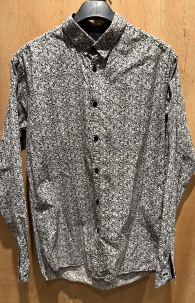Camisa Ay Not Dead